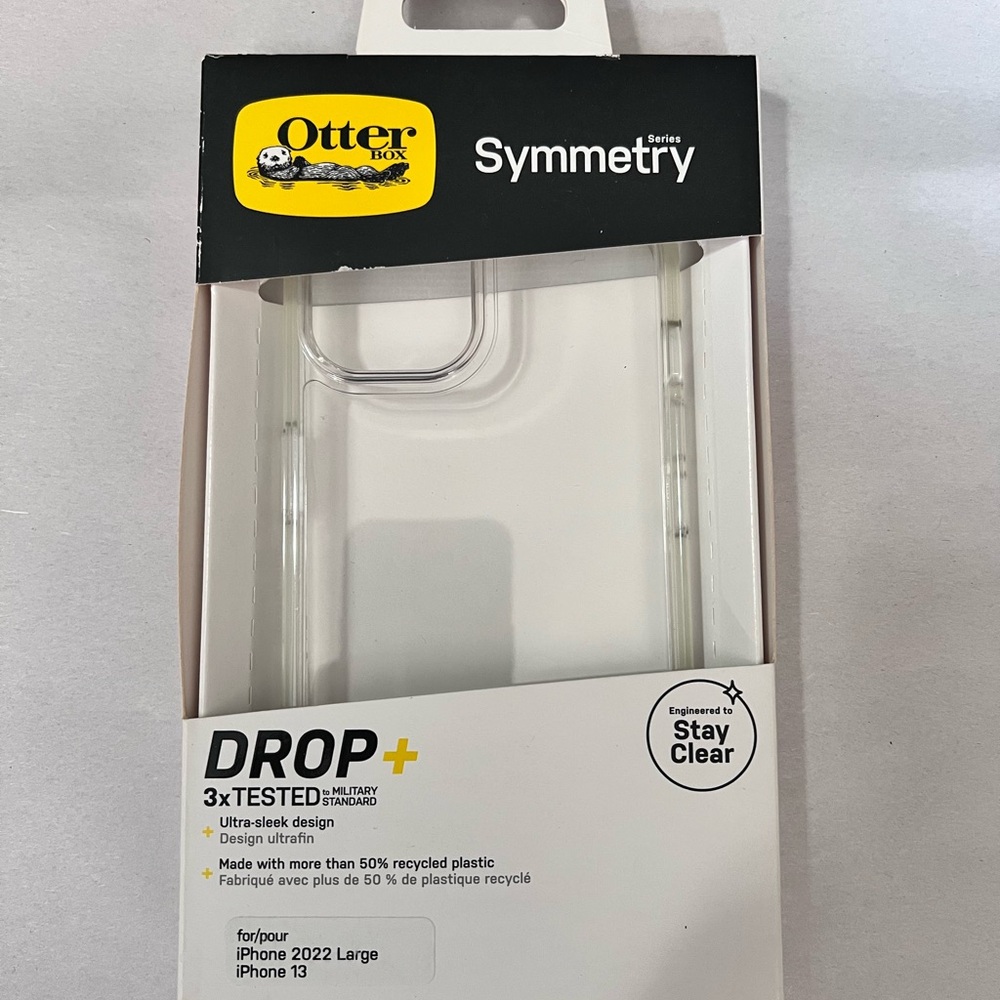 OtterBox Symmetry Series Clear Case for iPhone 13/14